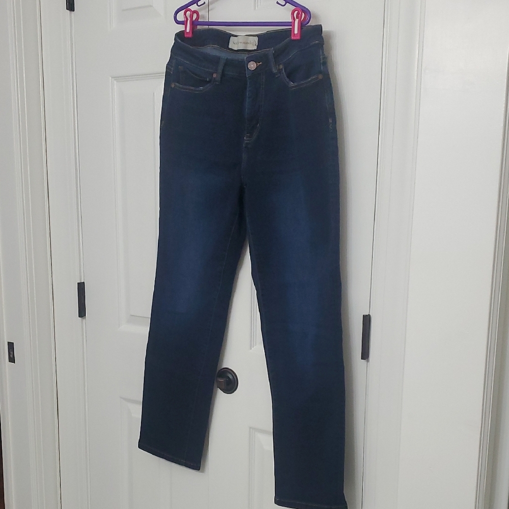 Soft Surroundings Size 6 Deep Indigo Straight Leg Jeans